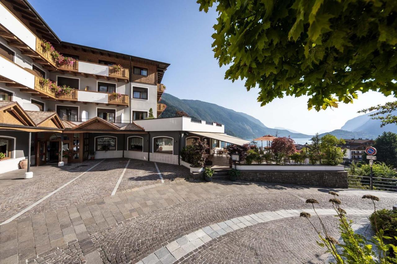 Ariston Lake View Hotel Molveno Exterior foto